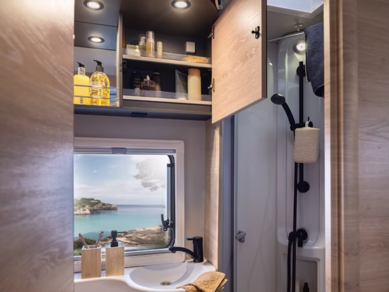 f9dbf2a3-0053-49cf-96de-fd948167f7cd